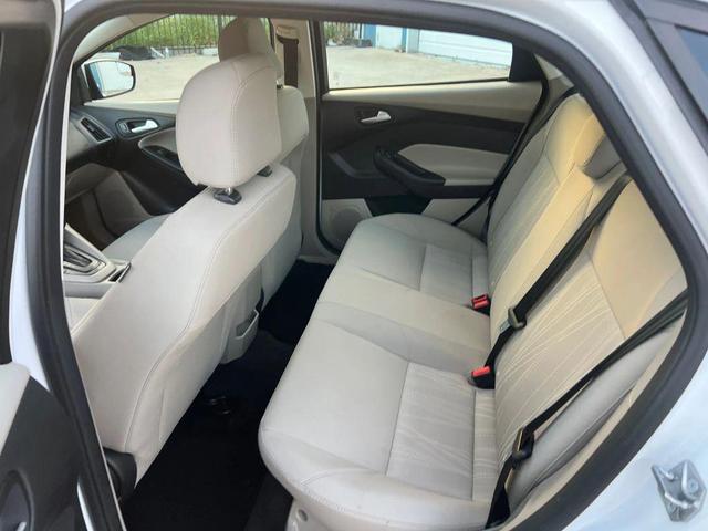 Photo of 2017 Oxford White Ford Focus