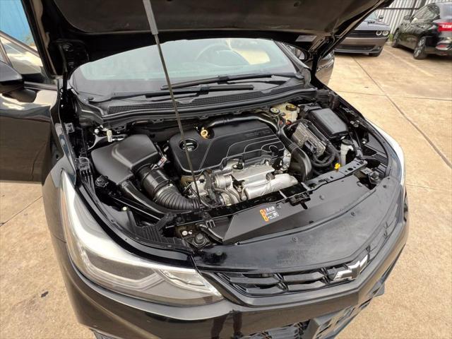 Photo of 2018 Mosaic Black Metallic Chevrolet Cruze