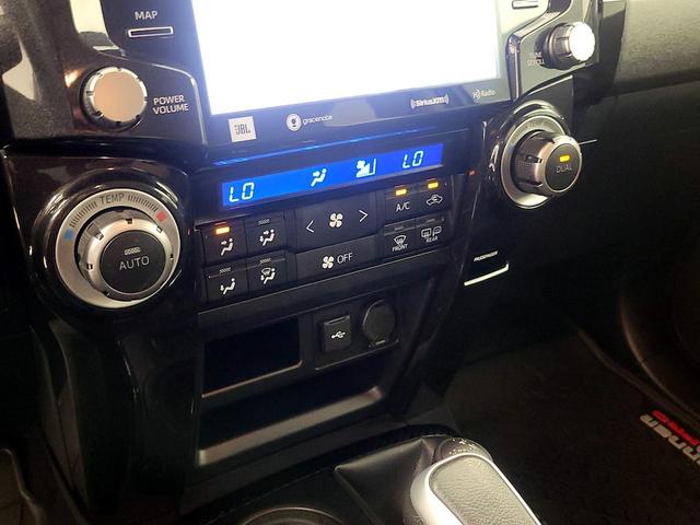 Photo of 2021 Black Toyota 4Runner