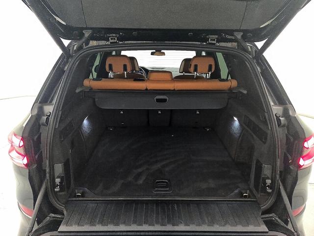 Photo of 2022 Black BMW X5