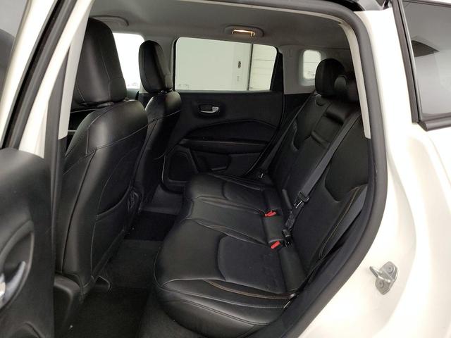 Photo of 2018 White Jeep Compass