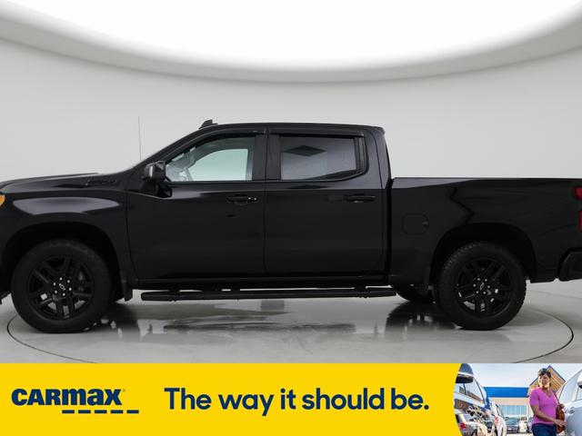 Photo of 2022 Black Chevrolet Silverado 1500