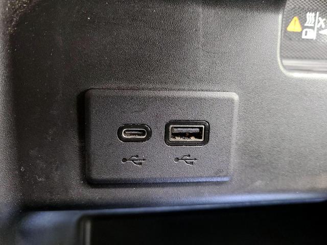 Photo of 2022 Black Chevrolet Silverado 1500