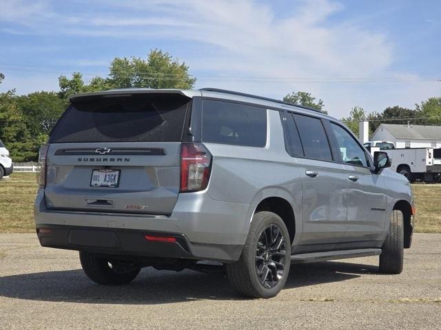 Photo of 2023 Sterling Gray Metallic Chevrolet Suburban