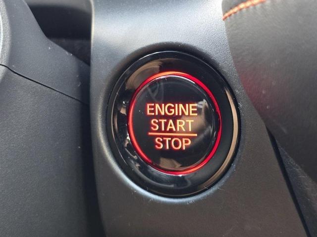 Photo of 2023 Urban Gray Pearl Honda HR-V