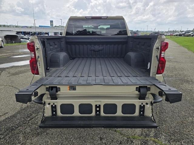 Photo of 2023 Sand Dune Metallic Chevrolet Silverado 1500