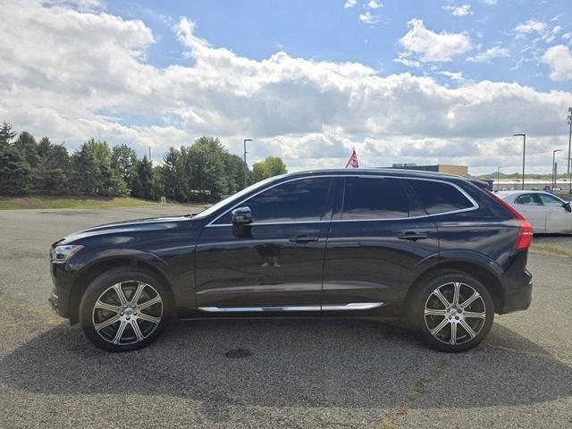 Photo of 2019 Onyx Black Metallic Volvo XC60