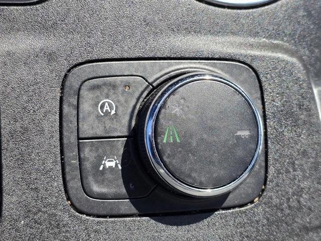 Photo of 2022 Silver Sage Metallic Chevrolet Traverse