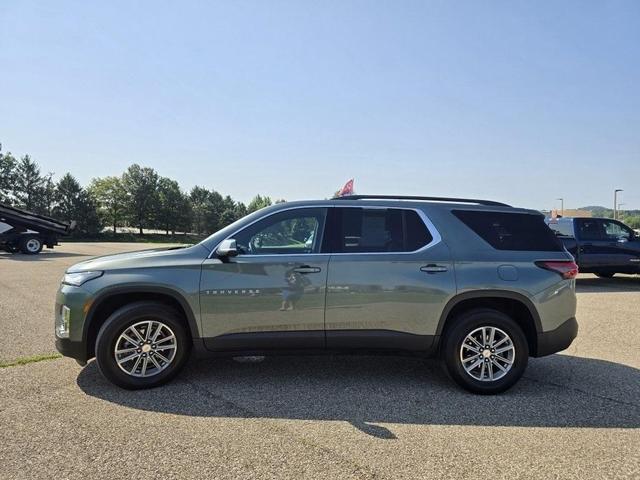 Photo of 2022 Silver Sage Metallic Chevrolet Traverse