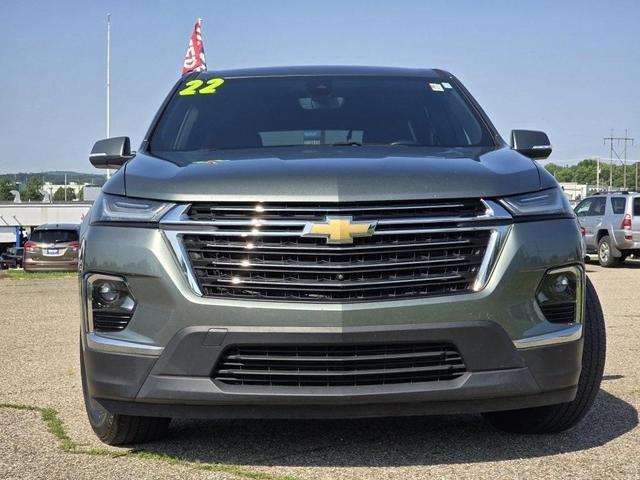 Photo of 2022 Silver Sage Metallic Chevrolet Traverse
