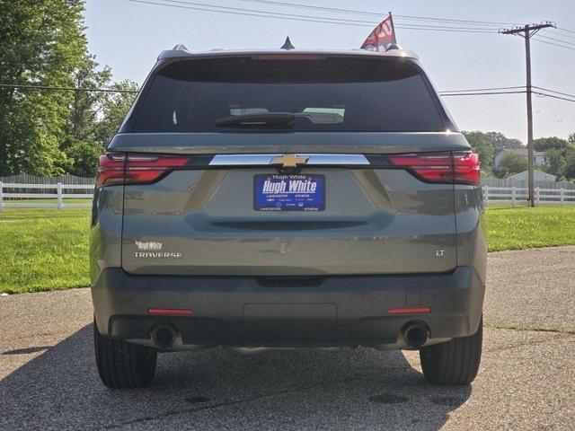 Photo of 2022 Silver Sage Metallic Chevrolet Traverse