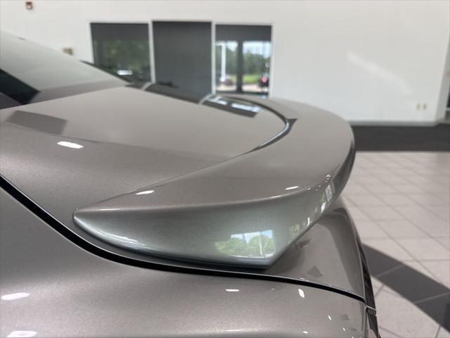 Photo of 2019 Atomic Silver Lexus ES 350
