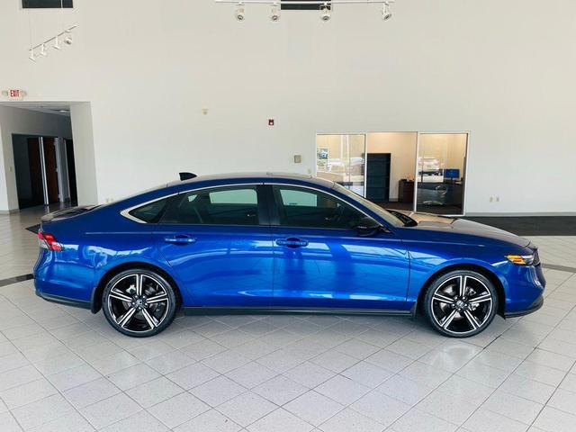 Photo of 2023 Still Night Pearl Honda Accord Hybrid