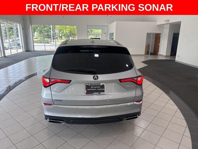 Photo of 2023 Lunar Silver Metallic Acura MDX