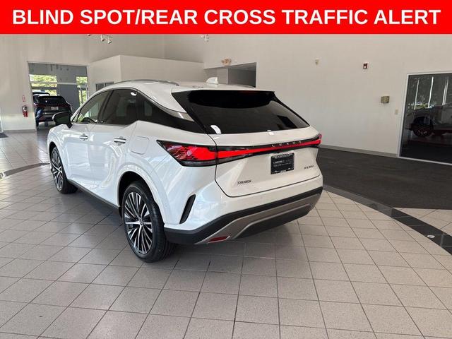 Photo of 2024 Eminent White Pearl Lexus RX 350