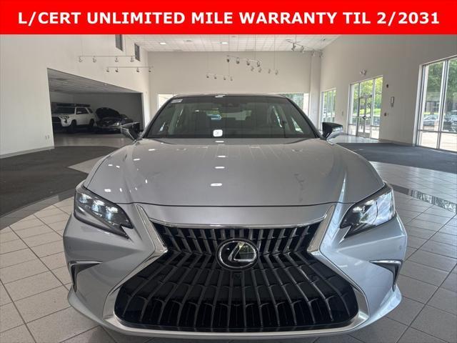 Photo of 2025 Iridium Lexus ES 350