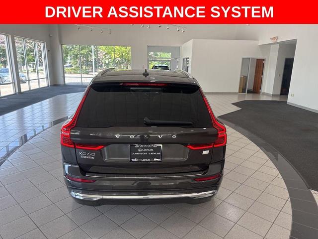 Photo of 2022 Platinum Grey Metallic Volvo XC60 Recharge Plug-In Hybrid