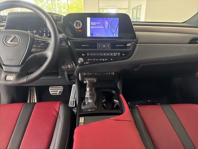 Photo of 2023 Obsidian Lexus ES 350