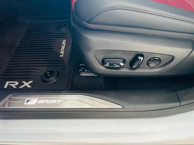 Photo of 2024 Iridium Lexus RX 350