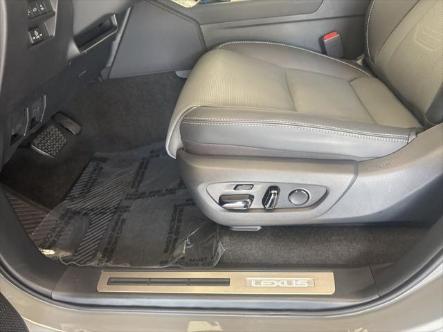 Photo of 2025 Incognito Lexus GX 550