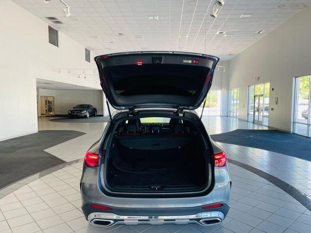 Photo of 2023 Selenite Grey Metallic Mercedes-Benz GLC 300