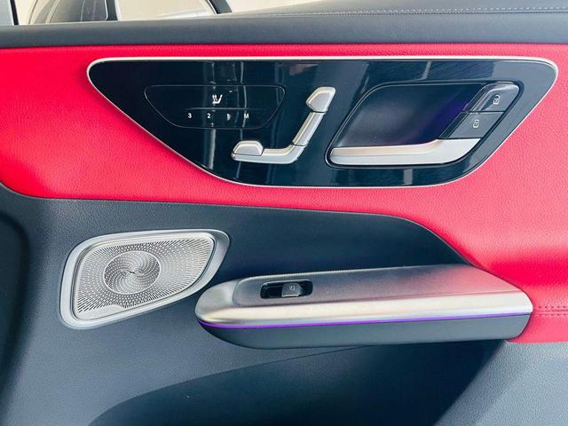 Photo of 2023 Selenite Grey Metallic Mercedes-Benz GLC 300