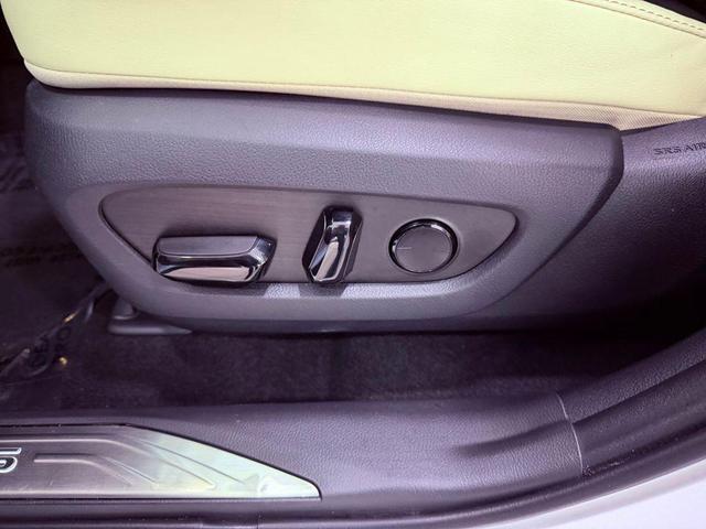 Photo of 2022 Eminent White Pearl Lexus NX 350