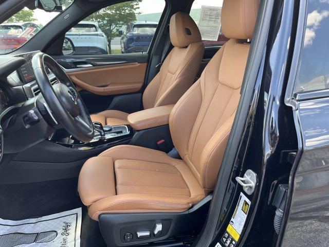 Photo of 2024 Black Sapphire Metallic BMW X3