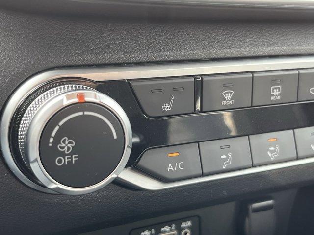 Photo of 2022 Gun Metallic Nissan Altima