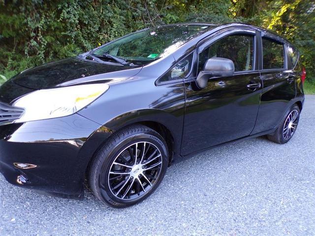 Photo of 2014 Super Black Nissan Versa Note