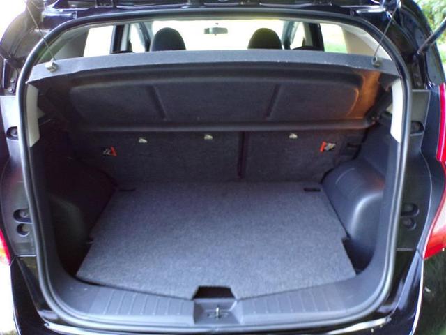 Photo of 2014 Super Black Nissan Versa Note