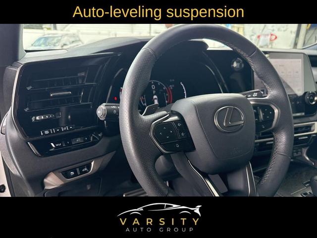 Photo of 2024 White Lexus RX 350