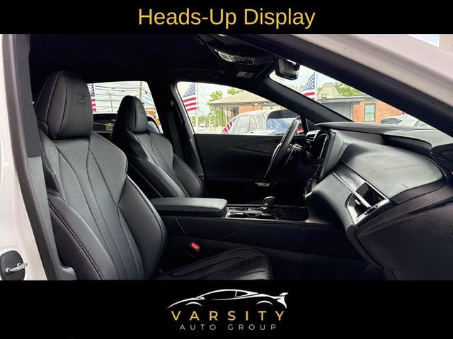 Photo of 2024 White Lexus RX 350