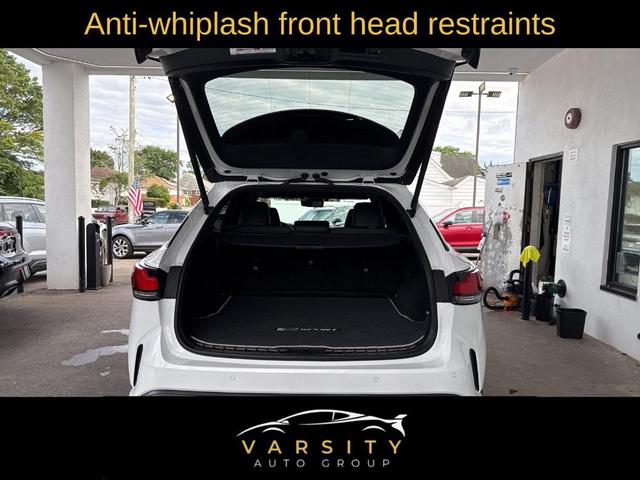 Photo of 2024 White Lexus RX 350