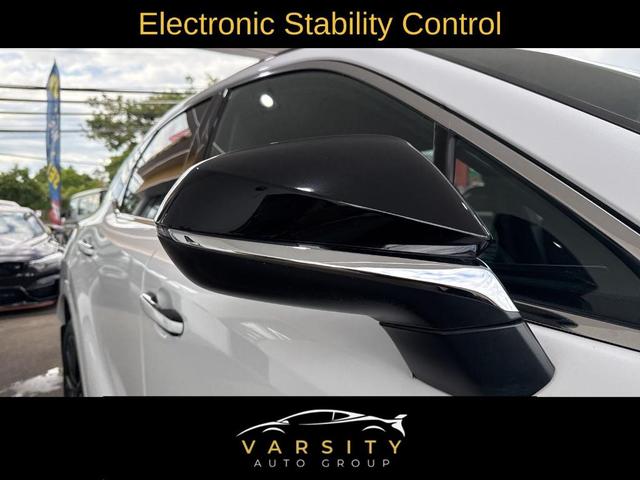 Photo of 2024 White Lexus RX 350