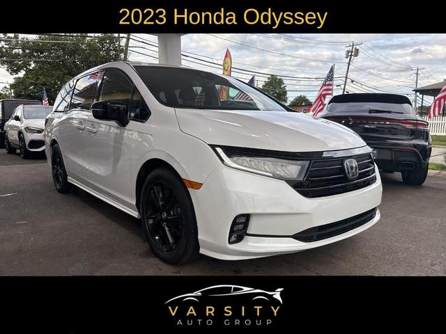 Photo of 2023 White Honda Odyssey
