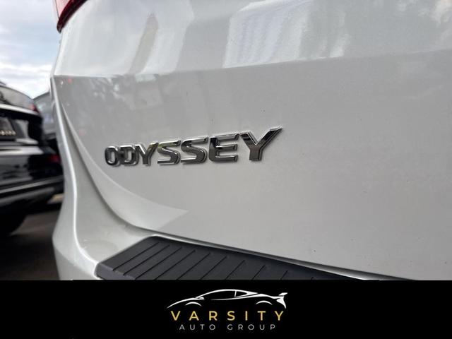 Photo of 2023 White Honda Odyssey