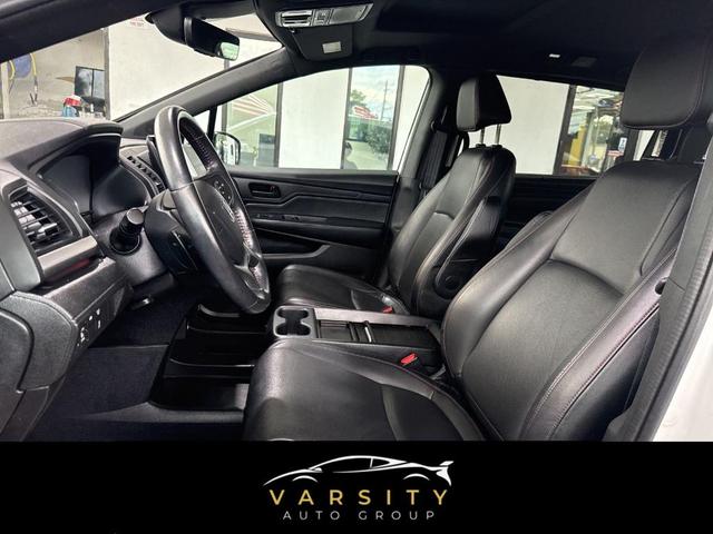 Photo of 2023 White Honda Odyssey