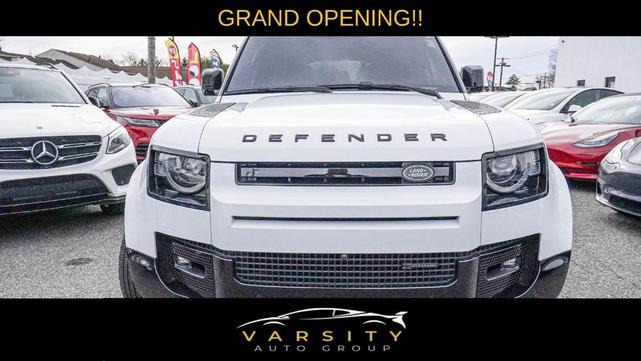 Photo of 2022 Fuji White Land Rover Defender