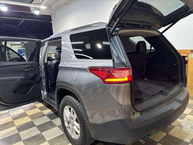 Photo of 2019 Satin Steel Metallic Chevrolet Traverse