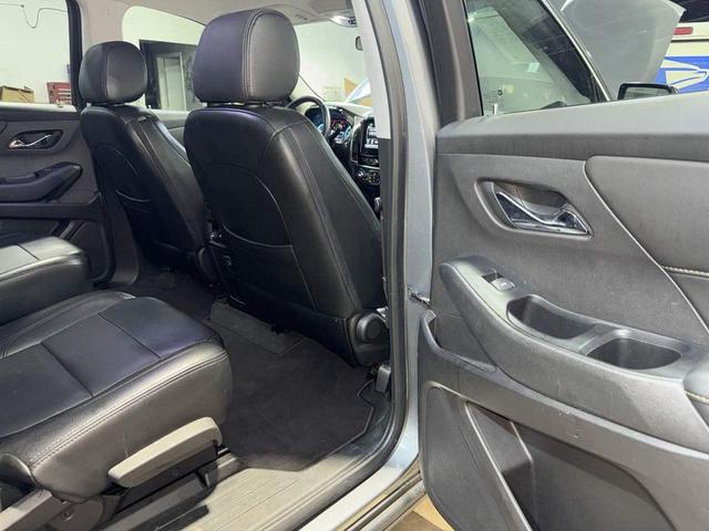 Photo of 2019 Satin Steel Metallic Chevrolet Traverse