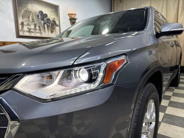 Photo of 2019 Satin Steel Metallic Chevrolet Traverse