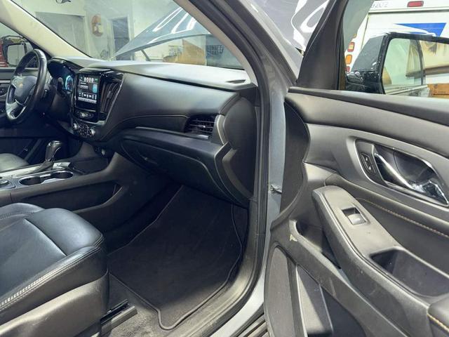 Photo of 2019 Satin Steel Metallic Chevrolet Traverse