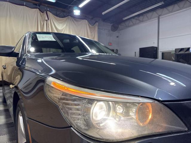 Photo of 2008 Titanium Silver Metallic BMW 528