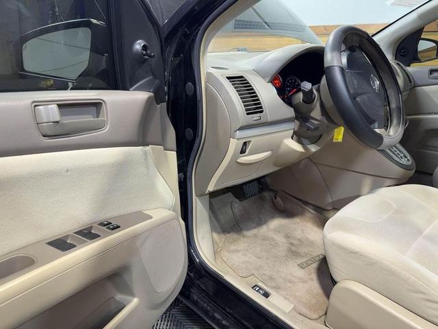 Photo of 2012  Nissan Sentra