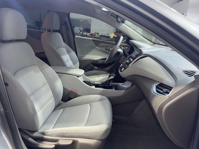 Photo of 2024 Sterling Gray Metallic Chevrolet Malibu