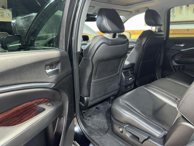 Photo of 2016 Crystal Black Pearl Acura MDX