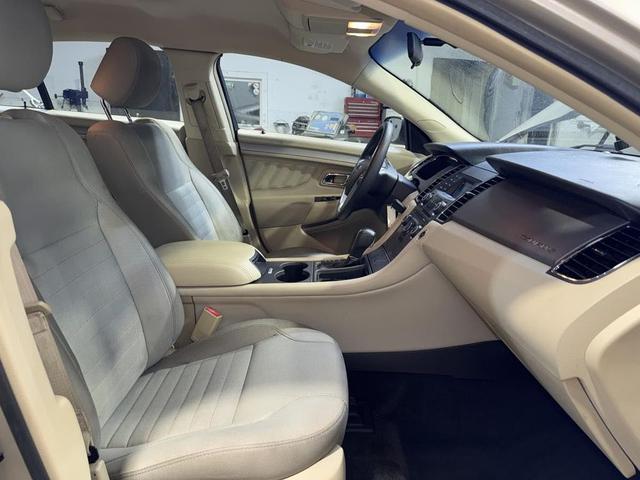 Photo of 2018 Tan Ford Taurus