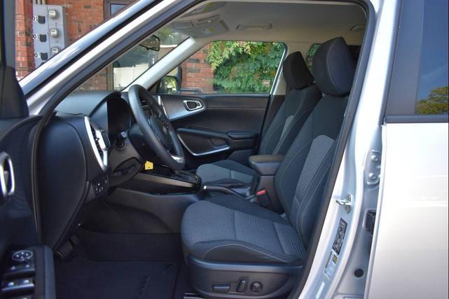 Photo of 2021 Sparkling Silver Kia Soul