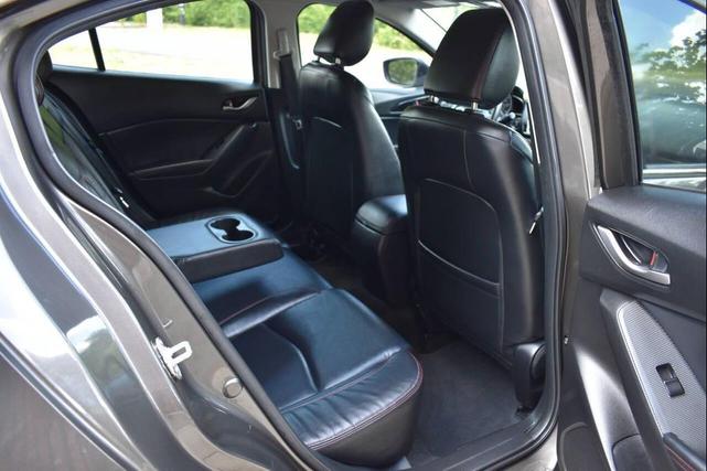 Photo of 2014 Brown Mazda Mazda3